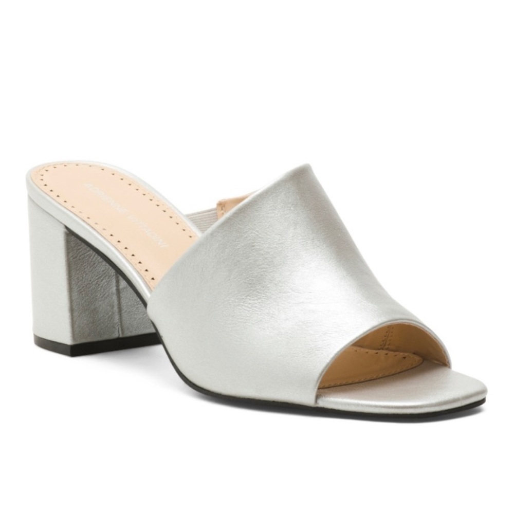 NIB Adrienne Vitadini metallic mules 6.5